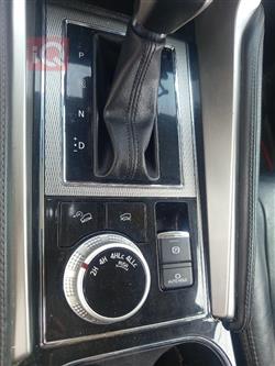 ميتسوبيشي باجيرو سبورت